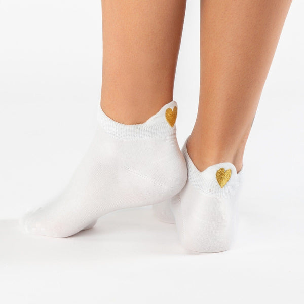 White heart tab cotton socks